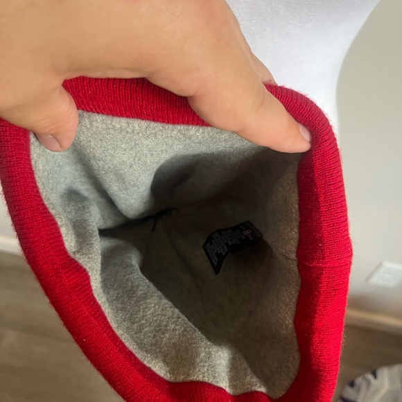 Red/Black/White New Era Detroit Red Wings Athleisure Toboggan - Picture 5 of 6